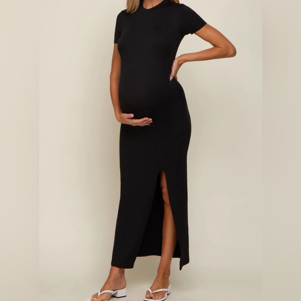 **NEVER WORN** Short Sleeve Maternity Maxi Dress